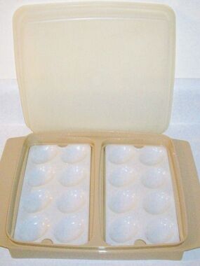 Tupperware Deviled Egg Container Keeper w/ Trays & Lid - Tan/Amond 722~723~665